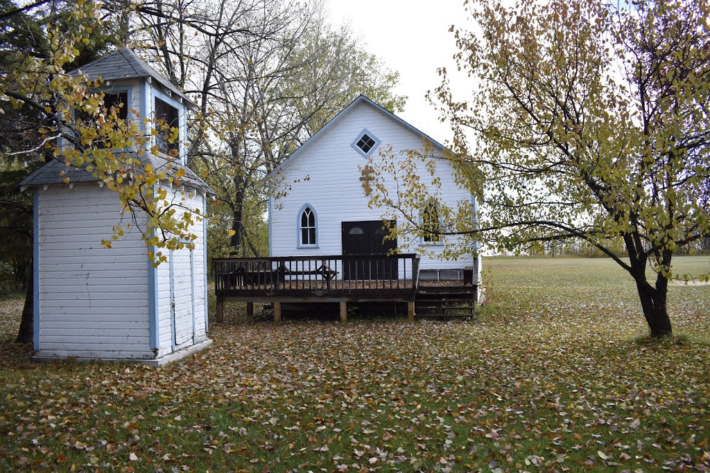 Veselka Summer Camp | 112147 PR 222, Gimli, MB R0C 1B0, Canada | Phone: (204) 642-5710