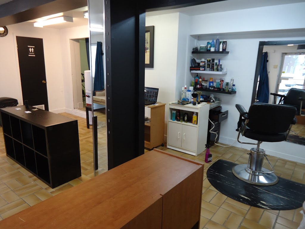 Salon Le Barbü | hair care | 1564 Rue Galt O, Sherbrooke, QC J1H 2B5, Canada | 8193451929 OR +1 819-345-1929