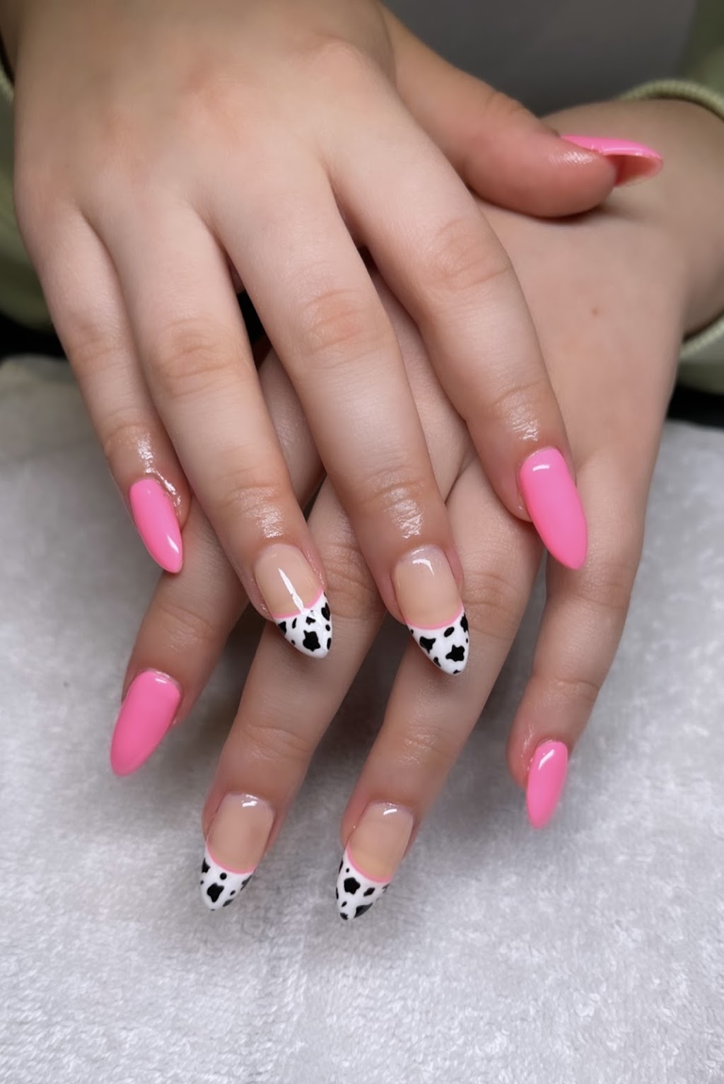 Dream Beauty Bar Toronto | Harvie Ave, Toronto, ON M6E 4L8, Canada | Phone: (647) 621-1162