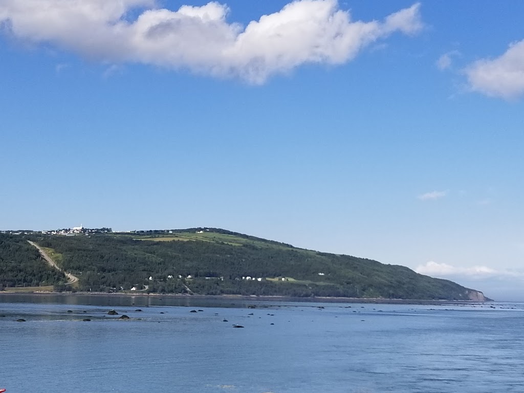 Gare fluviale de LIsle-aux-Coudres, Société des traversiers du Québec | 1 Chemin de la Traverse, Saint-Bernard-sur-Mer, QC G0A 3J0, Canada | Phone: (418) 438-2743