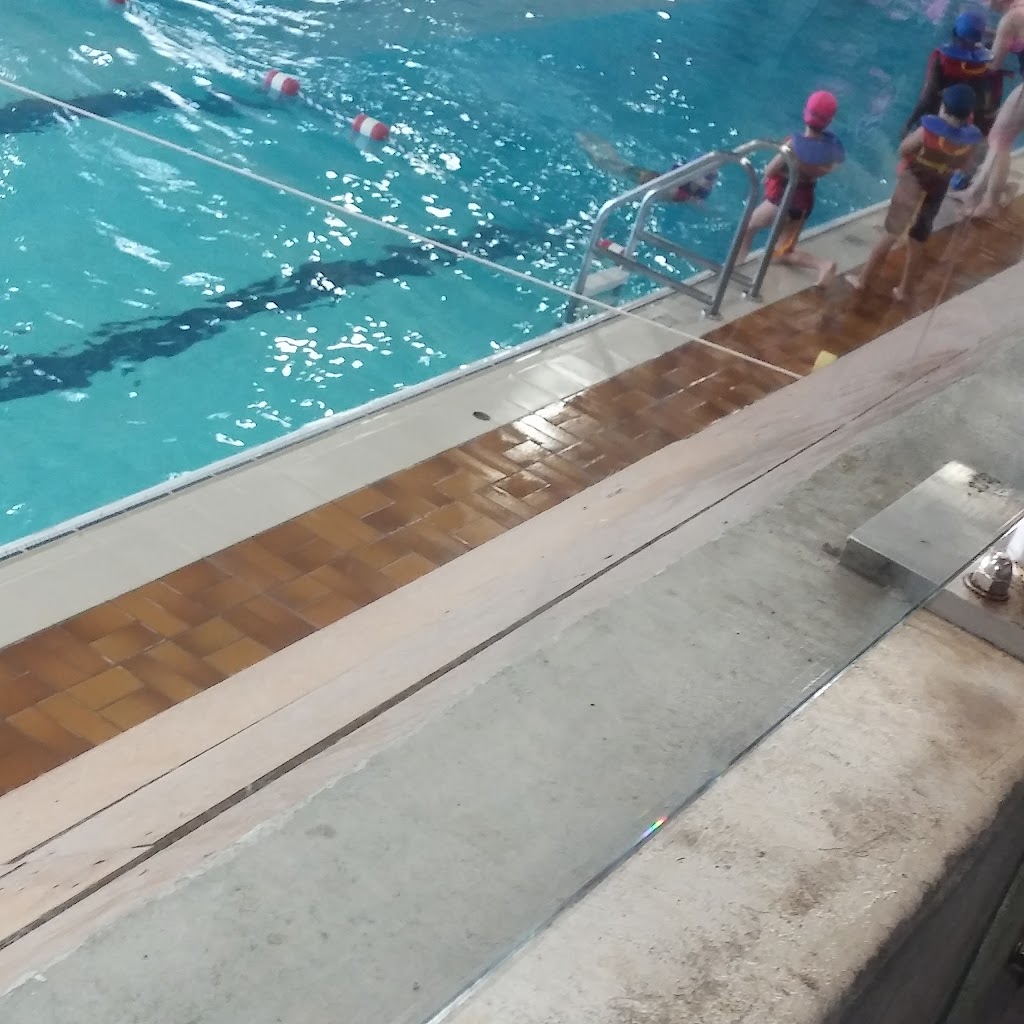 Complexe aquatique de Saint-Léonard | 5115 Rue des Galets, Saint-Léonard, QC H1R 3W6, Canada | Phone: (514) 328-8595