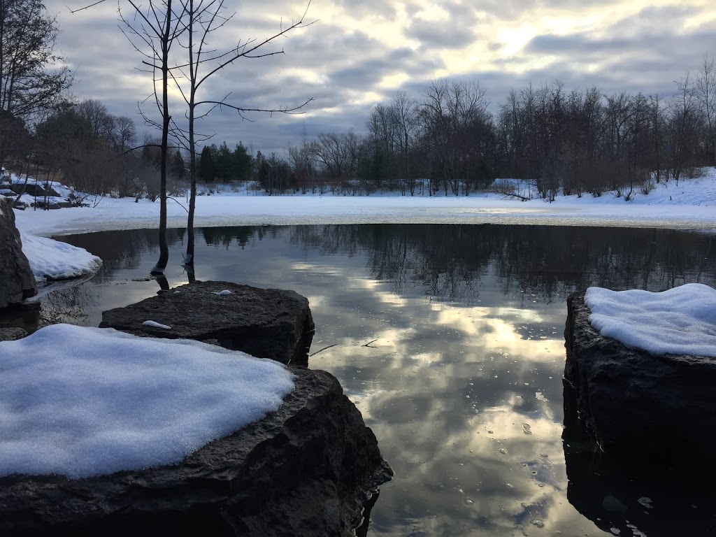 Stormwater Management Pond | Great Lakes Blvd, Oakville, ON L6L, Canada