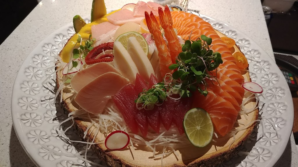 Rollian Sushi | 660 Eglinton Ave E, East York, ON M4G 2K2, Canada | Phone: (416) 489-4303