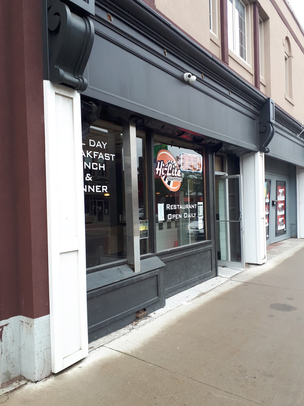 Hi-Lite Restaurant | 4524 Queen St, Niagara Falls, ON L2E 2L5, Canada | Phone: (905) 356-8682
