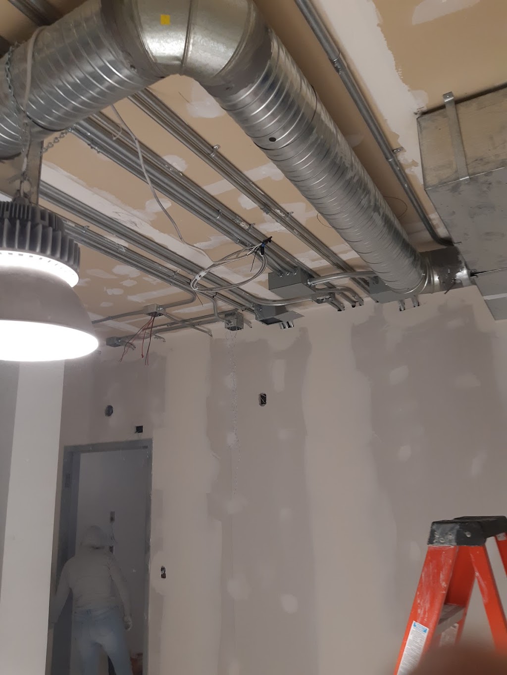 New Line Energy All Electrical | 92 Covepark Way NE, Calgary, AB T3K 5T7, Canada | Phone: (587) 700-0447