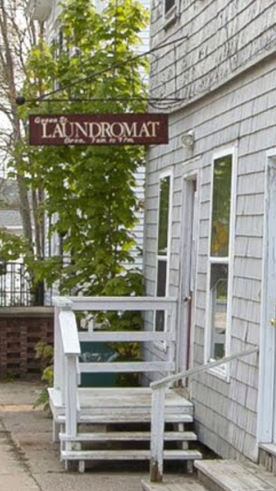 Queen Street Laundromat | 31 Queen St, Bridgetown, NS B0S 1C0, Canada | Phone: (902) 414-4763
