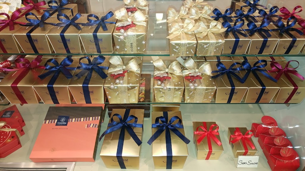 Chocolaterie Leonidas Gare Centrale | 895 Rue De La Gauchetière O, Montréal, QC H3B 4G1, Canada | Phone: (514) 393-1505