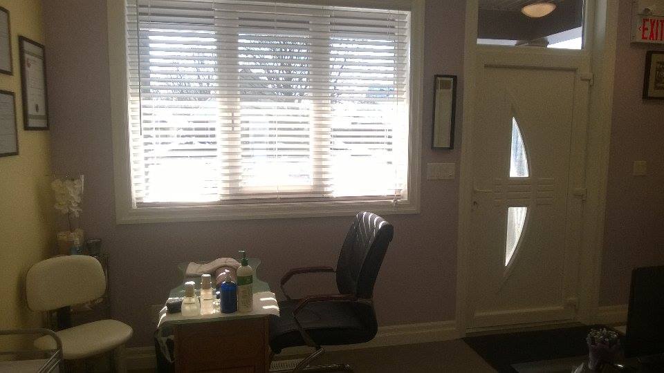 Caro Salon | 236 Neilson Ave, Waterloo, ON N2J 2M3, Canada | Phone: (519) 741-1472