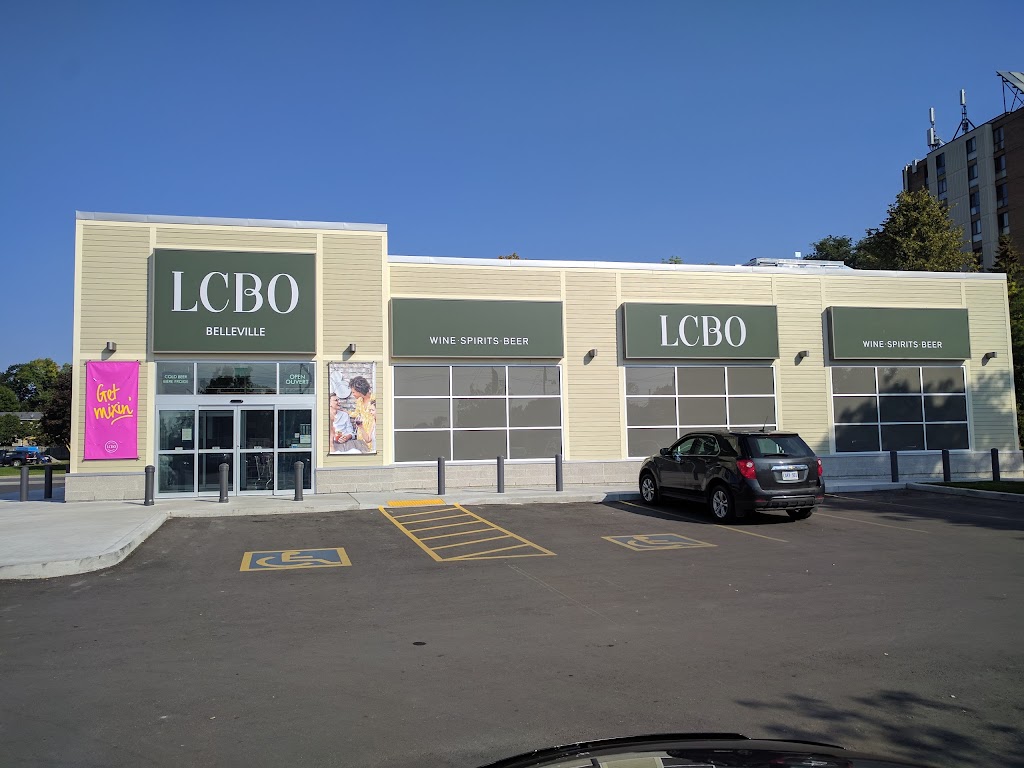 LCBO | 400 Dundas St E, Belleville, ON K8N 1E8, Canada | Phone: (613) 962-1342