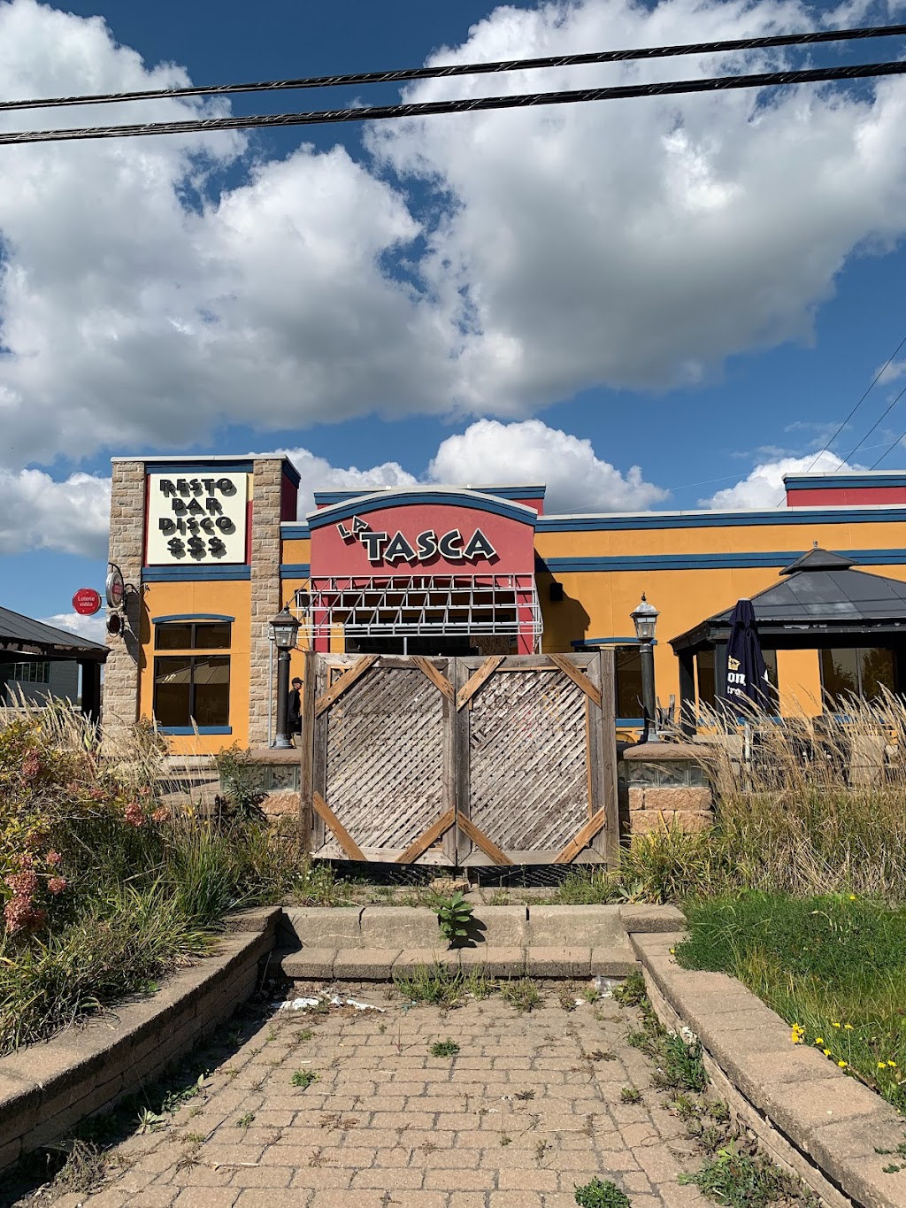 La Tasca Resto Bar | 827 Bd Saint-René O, Gatineau, QC J8T 8M3, Canada | Phone: (819) 568-8778