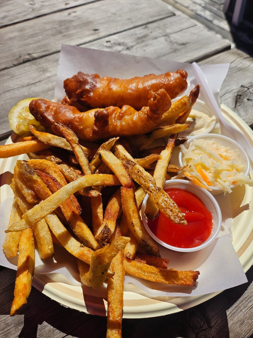 Eds Take Out | 418 NS-303, Digby, NS B0V 1A0, Canada | Phone: (902) 245-2071