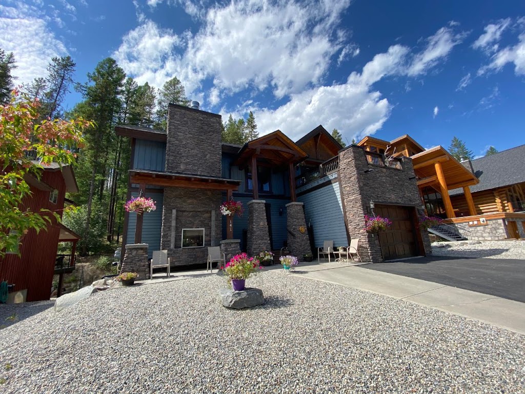 Logues Lodge Rentals Inc. | 141 Stemwinder Dr, Kimberley, BC V1A 3E9, Canada | Phone: (250) 602-9193