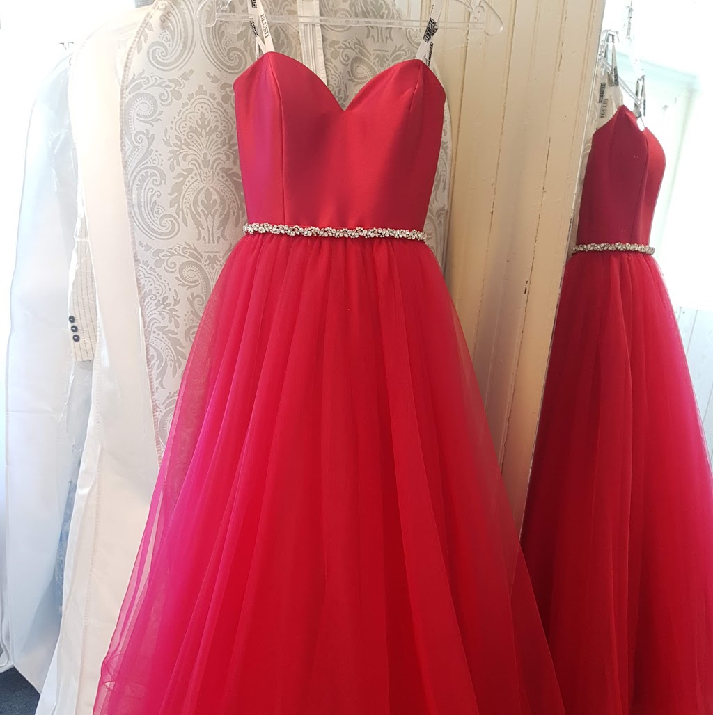 Kims Needle | 4452 Limebank Rd, Gloucester, ON K1V 2N8, Canada | Phone: (613) 406-3969