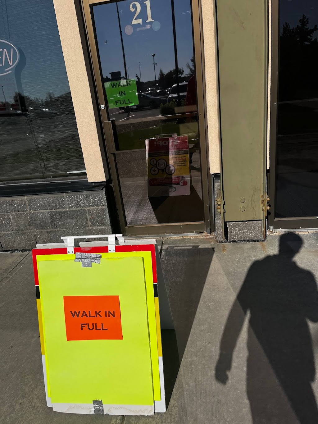 Village Mall Walk In Clinic | 6320 50 Ave #22, Red Deer, AB T4N 6R1, Canada | Phone: (403) 314-5357