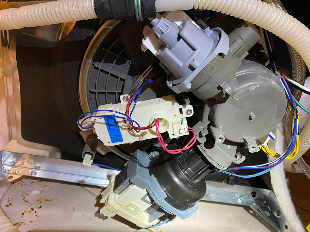 Deerrs Appliances Repair Service | 20 Mitchell Cres, Mono, ON L9W 6W6, Canada | Phone: (647) 262-4355