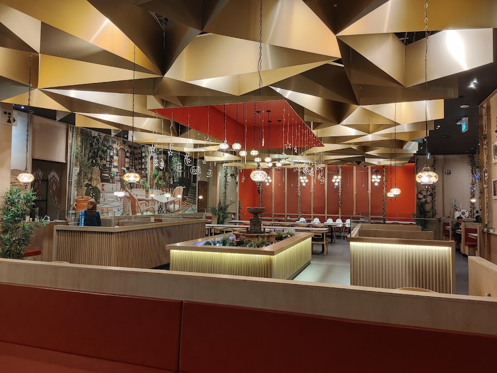 Royal Rooster Shawarma | 3987 Riverside Dr. Unit 1, Ottawa, ON K1V 1C1, Canada | Phone: (613) 736-5558