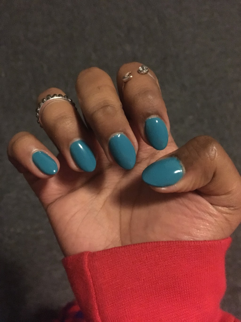 Blue Serene Nails & Spa Inc | 145 Carlton St, St. Catharines, ON L2R 1R5, Canada | Phone: (905) 984-2583