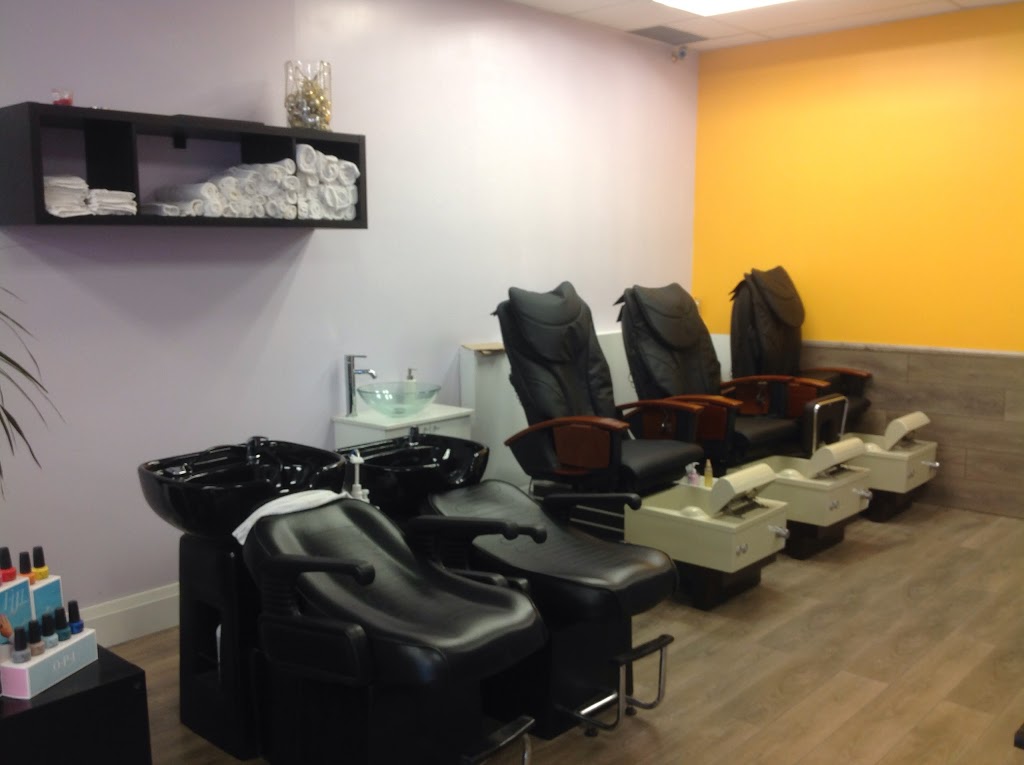 3 Colour Hair Studio | 2057 Royal Windsor Dr #4, Mississauga, ON L5J 1K5, Canada | Phone: (647) 656-6268