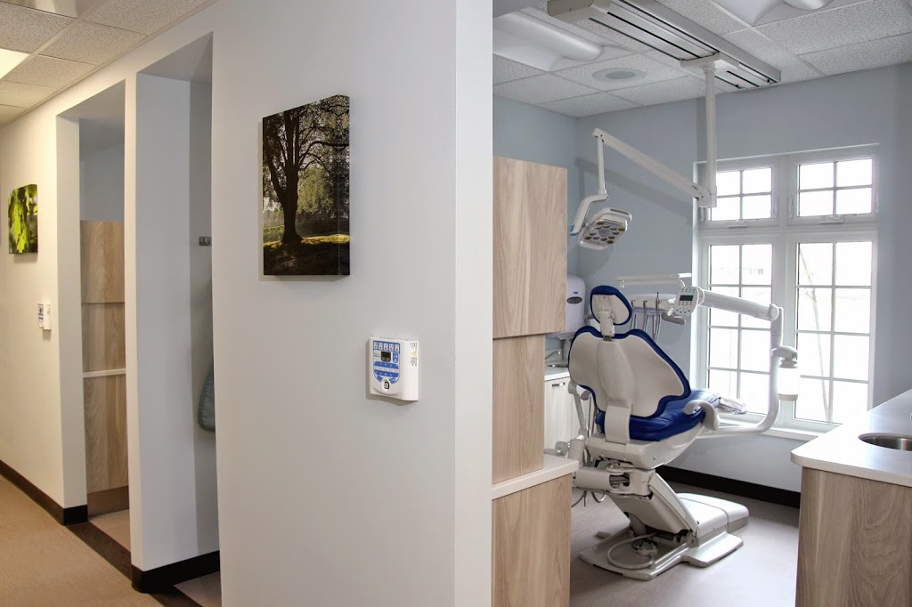 Santé Highbury Dental | 1550 Highbury Ave N, London, ON N5Y 5N7, Canada | Phone: (519) 455-5620