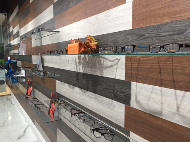 20 20 EYE CARE - Optometrist & Eye Exam Mississauga | 925 Rathburn Road East #C8, Mississauga, ON L4W 4C3, Canada | Phone: (905) 766-3721