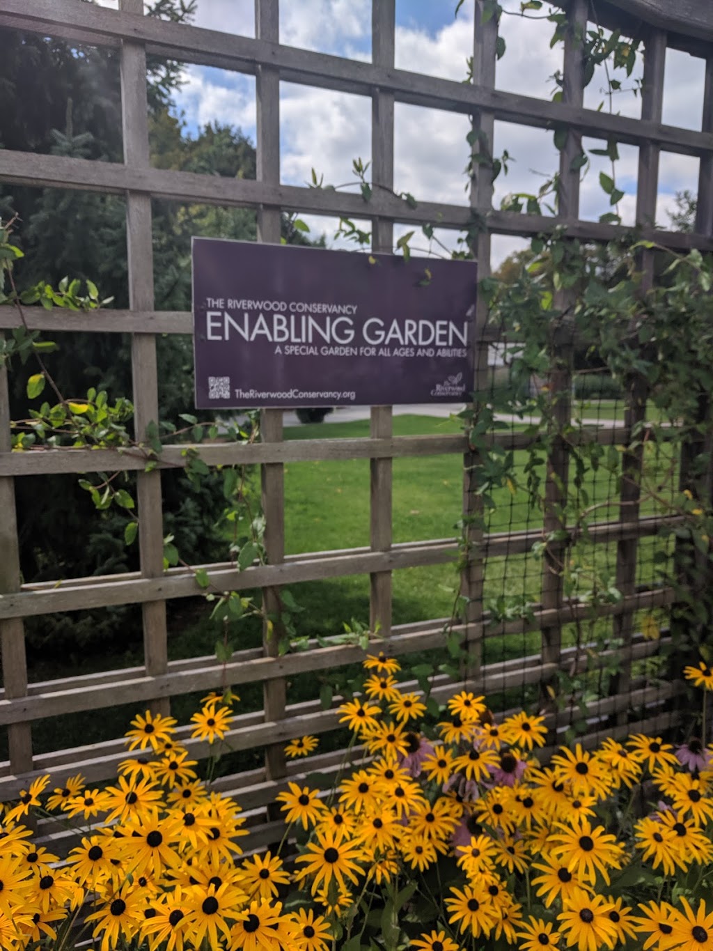 Enabling Garden | 4300 Riverwood Park Ln, Mississauga, ON L5C 2S7, Canada | Phone: (905) 279-5878