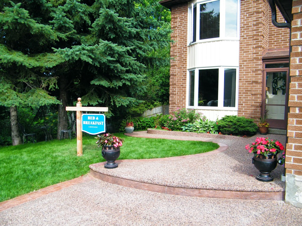 Creekside B&B and guest suite | 3158 Pinemeadow Dr, Burlington, ON L7M 2Z6, Canada | Phone: (905) 336-5382