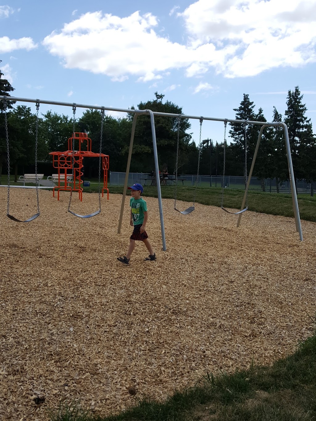 Rayfield Park | 530 Rathburn Rd E, Mississauga, ON L4Z 1E4, Canada