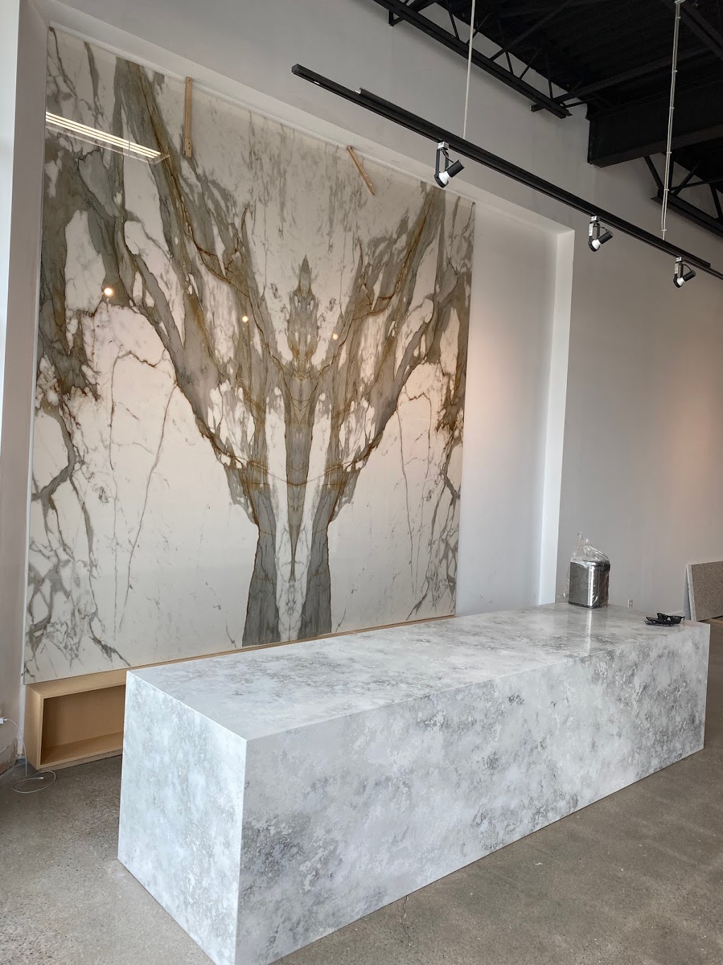 slabX | 505 Bryne Dr Unit A, Barrie, ON L4N 9P7, Canada | Phone: (647) 525-2801