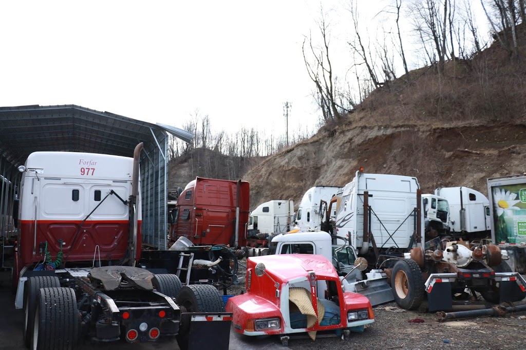 Abbotsford Used Truck & Parts LTD. | 34523 2 Ave, Abbotsford, BC V2S 8H9, Canada | Phone: (604) 504-2800