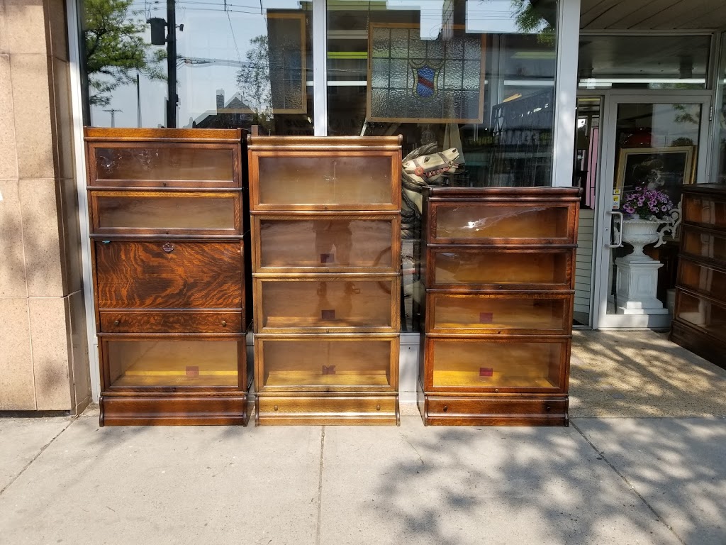 Roberts Antiques | 321 Ottawa St N, Hamilton, ON L8H 3Z8, Canada | Phone: (905) 681-6174