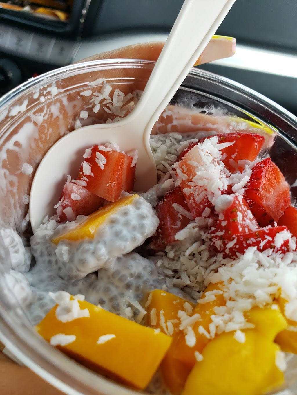 Freshii | 224 Ritson Rd N, Oshawa, ON L1K 0B2, Canada | Phone: (289) 316-1017