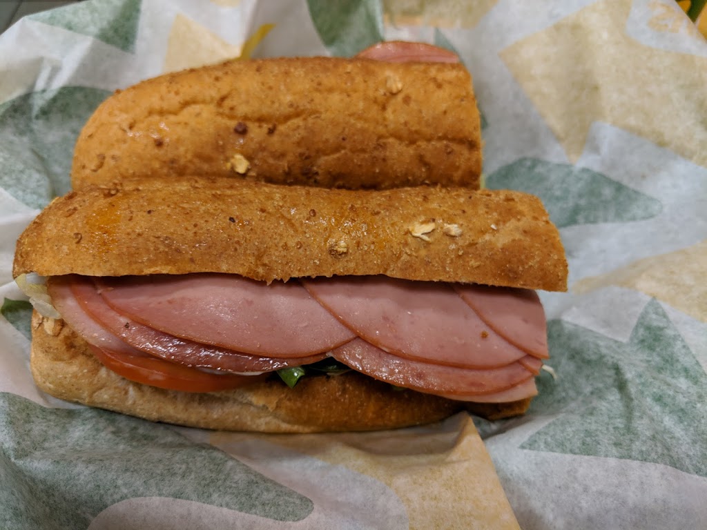 Subway | 3555 Don Mills Rd Unit 6, Toronto, ON M2H 3N3, Canada | Phone: (647) 439-3805