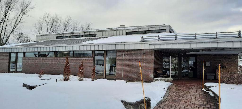 Hôtel de Ville de LAncienne-Lorette | 1575 Rue Turmel, LAncienne-Lorette, QC G2E 3J5, Canada | Phone: (418) 872-9811
