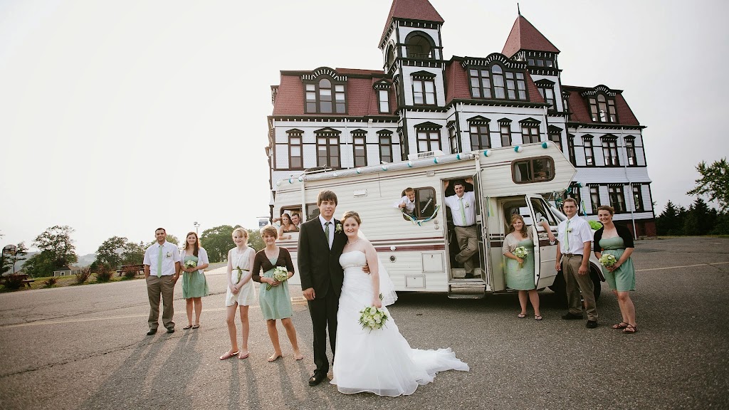 Gingersnap Photography | 456 Parkland Dr, Halifax, NS B3S 1P8, Canada | Phone: (902) 877-3287