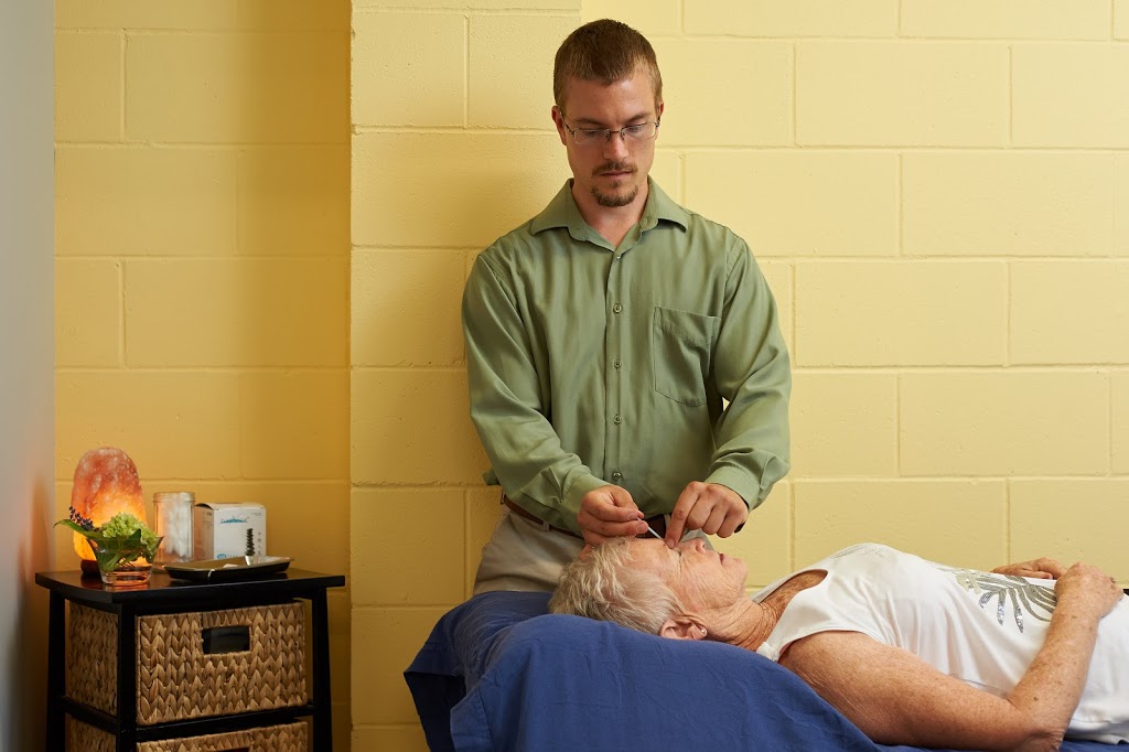 Falko Kriel, R.TCMP Acupuncture and Healing Arts | 1708 Dolphin Ave #200, Kelowna, BC V1Y 9S4, Canada | Phone: (250) 317-7260