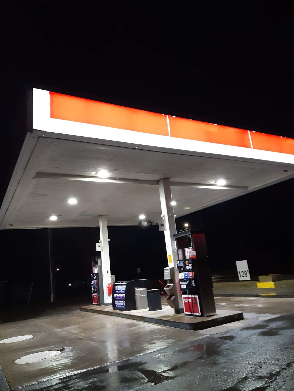 Esso | 160 Front Rd, Port Rowan, ON N0E 1M0, Canada | Phone: (519) 586-7753