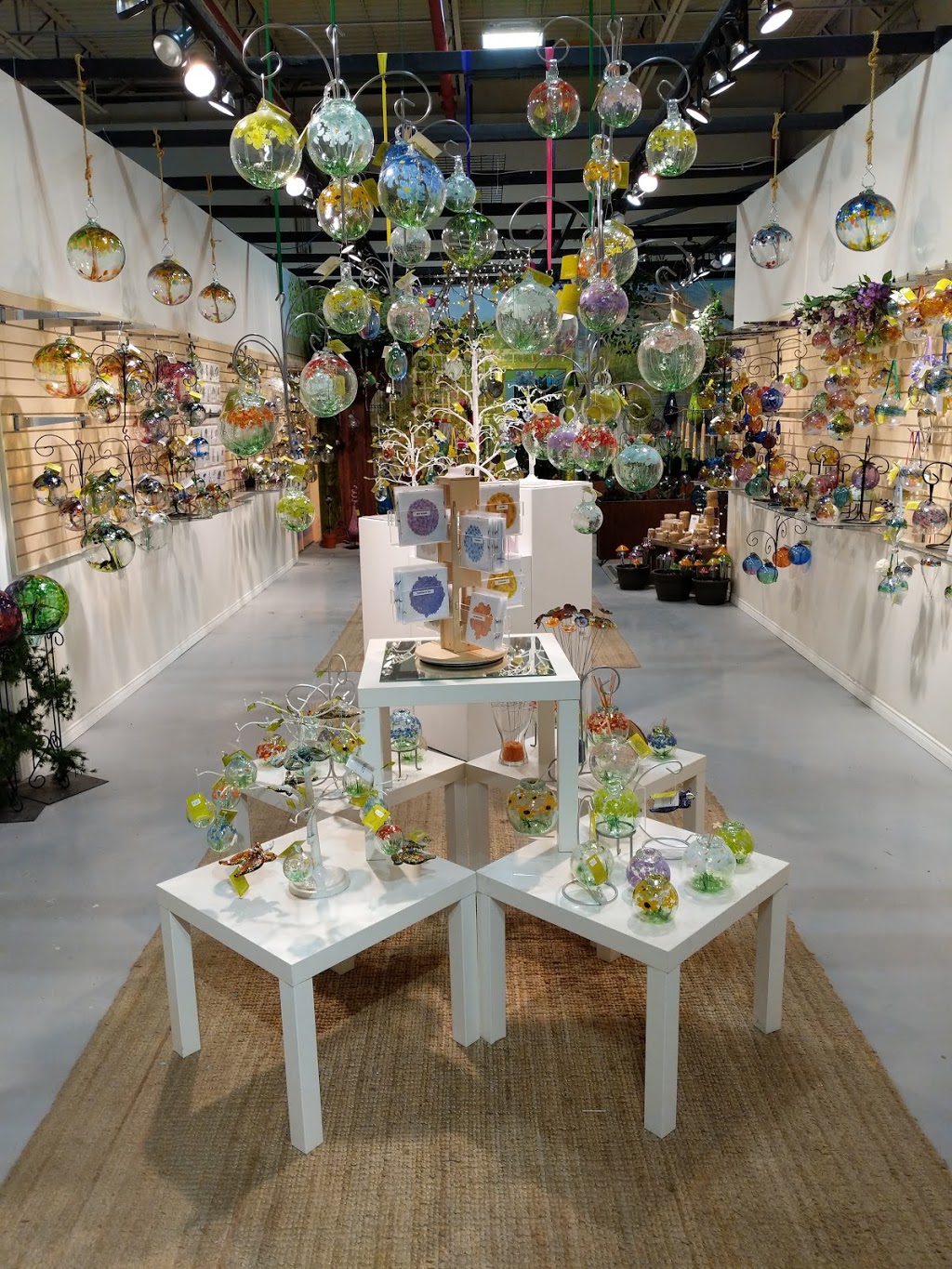 Kitras Art Glass Inc | 530 Dickson Dr, Fergus, ON N1M 3L4, Canada | Phone: (800) 439-6393