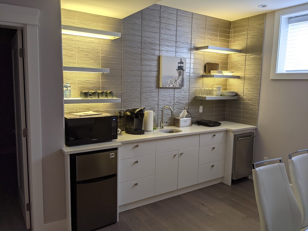The Laurel - Harbour of Hope | 898 W 24th Ave, Vancouver, BC V5Z 2C1, Canada | Phone: (604) 292-6799