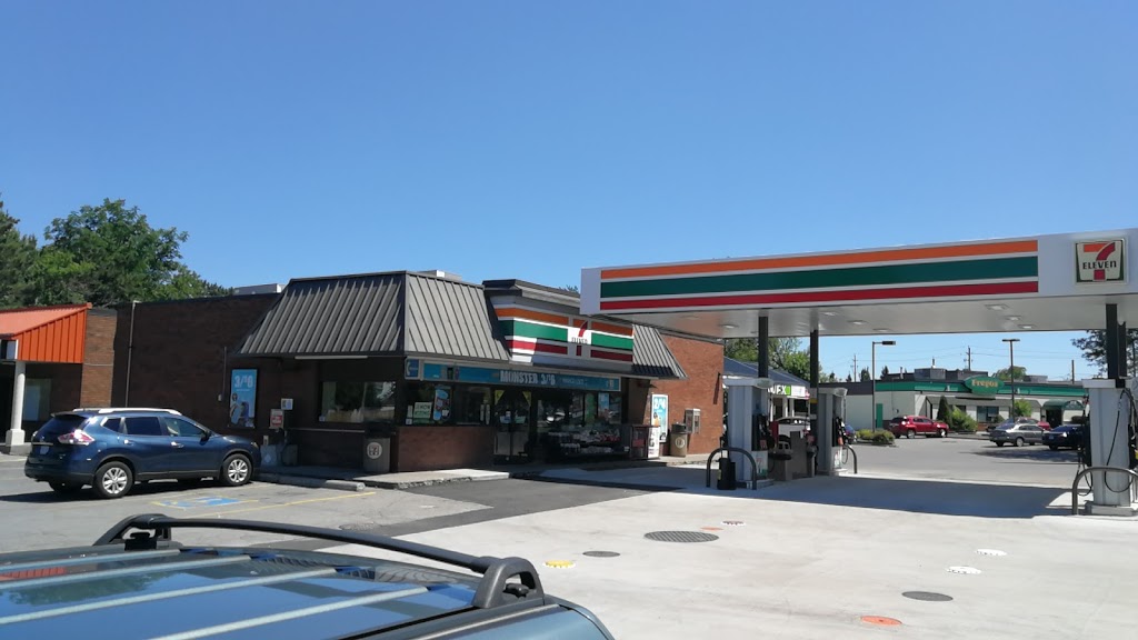 7-Eleven | 314 316 Lake St, St. Catharines, ON L2N 4H4, Canada | Phone: (905) 934-5885