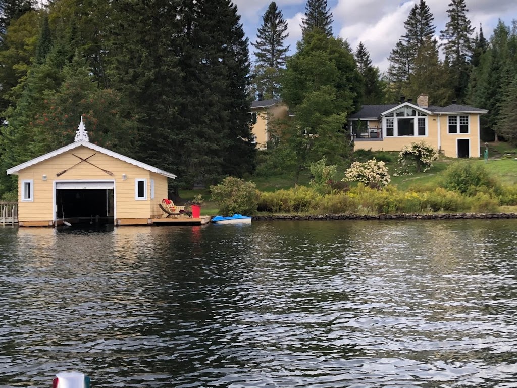 Construction j jubinville | 832 Chem. du Lac Supérieur, Lac-Supérieur, QC J0T 1J0, Canada | Phone: (819) 421-0246