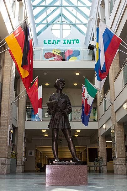 Balmoral Hall School | 630 Westminster Ave, Winnipeg, MB R3C 3S1, Canada | Phone: (204) 784-1600