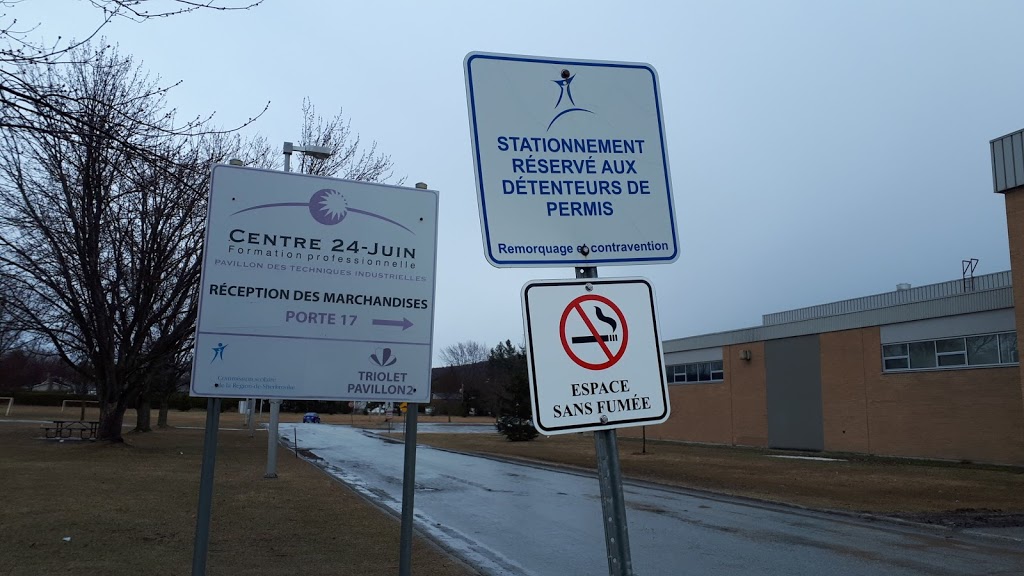School Triolet | 2965 Boulevard de lUniversité, Sherbrooke, QC J1K 2X6, Canada | Phone: (819) 822-5388