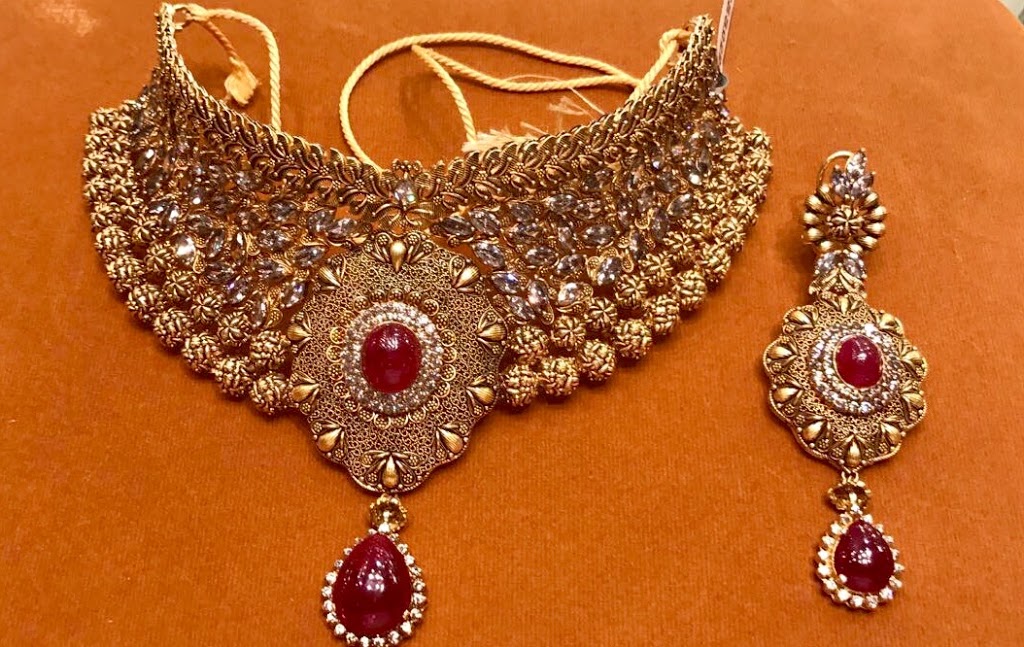 Aziz Jewellers | 2643 2643 Islington Av, Etobicoke, ON M9V 2X4, Canada | Phone: (416) 740-6666