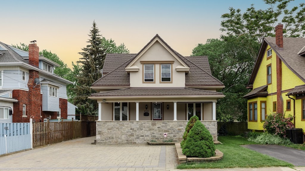 Next House Images | 359 Geneva St, St. Catharines, ON L2N 2G5, Canada | Phone: (647) 470-8087