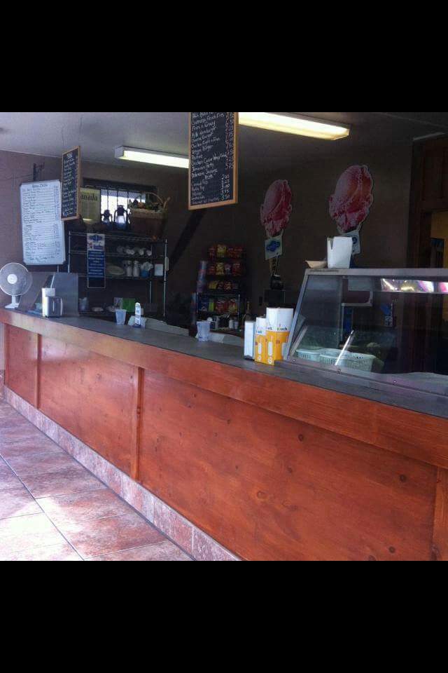 Innisfil Beach Snack Bar | 2 Innisfil Beach Rd, Innisfil, ON L9S 4E4, Canada