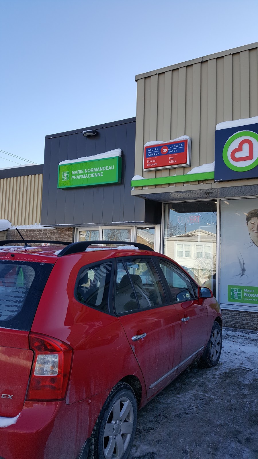 Familiprix - Marie Normandeau | 286 Rue Mayrand, Saint-Jean-sur-Richelieu, QC J3B 3L6, Canada | Phone: (450) 347-1818