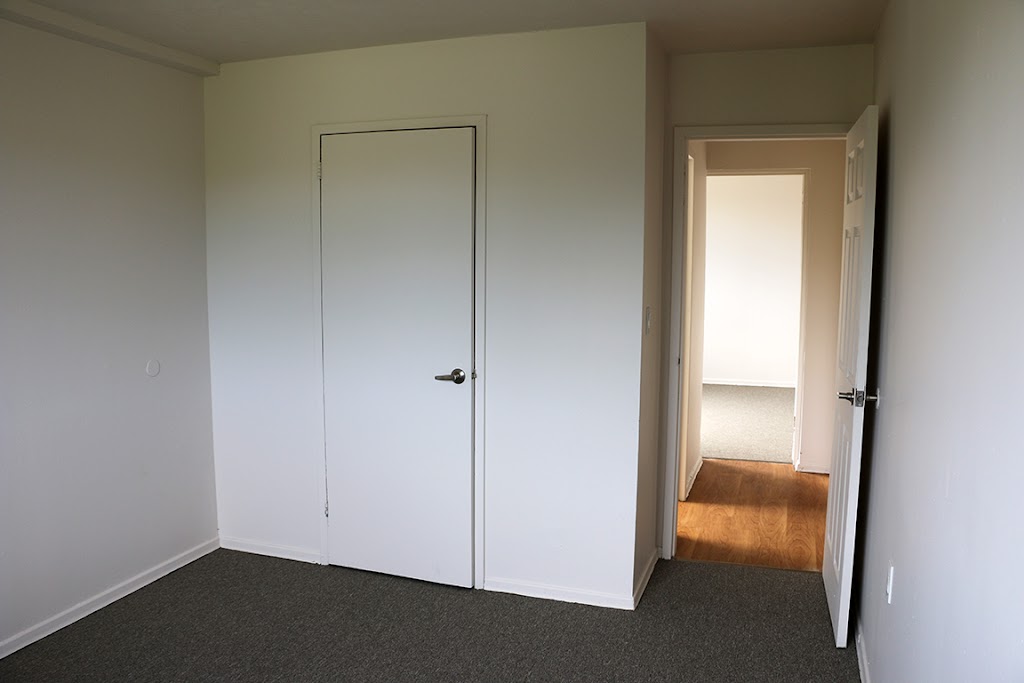 Thompson Manor Apartments - Skyline Living | 2855 6th Ave W, Owen Sound, ON N4K 5X7, Canada | Phone: (226) 909-0045