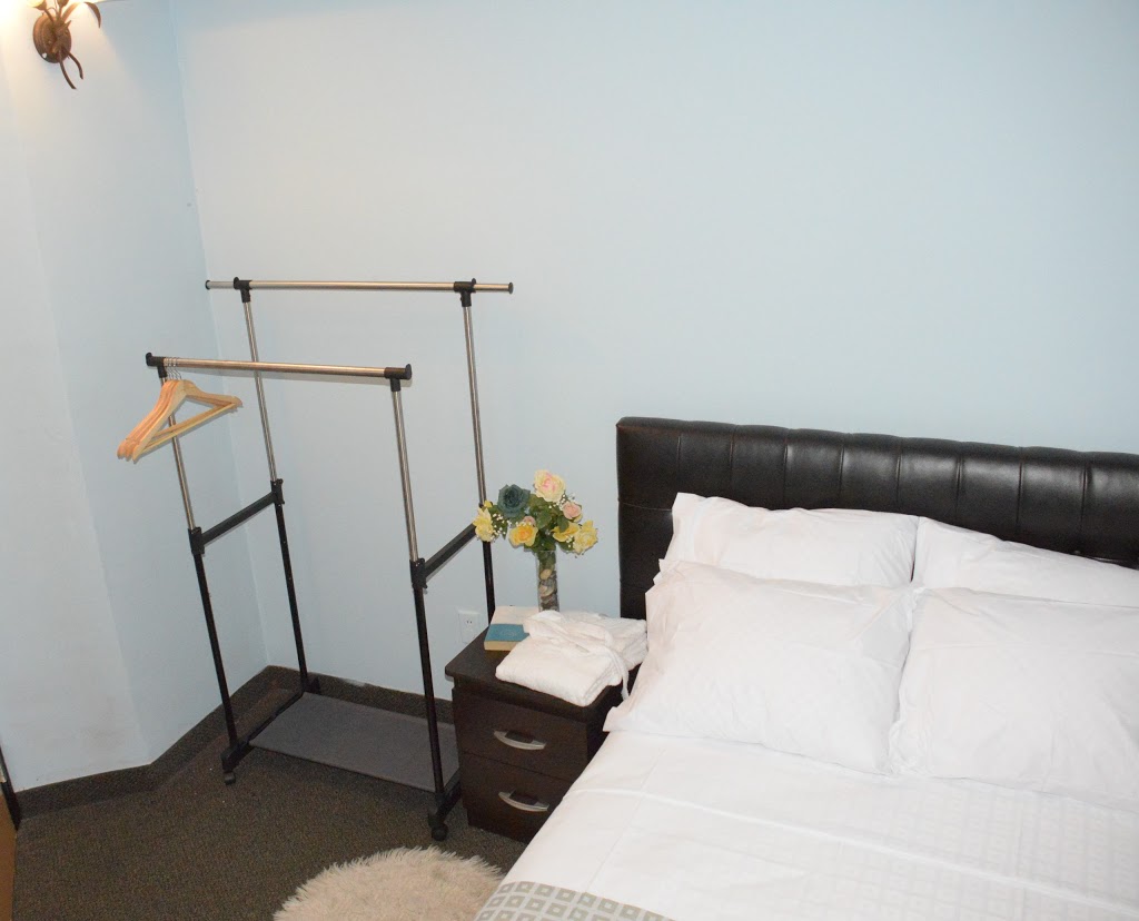 Smile Back Bed and Breakfast | 2547 Eglinton Ave W, York, ON M6M 1T2, Canada | Phone: (647) 529-0803