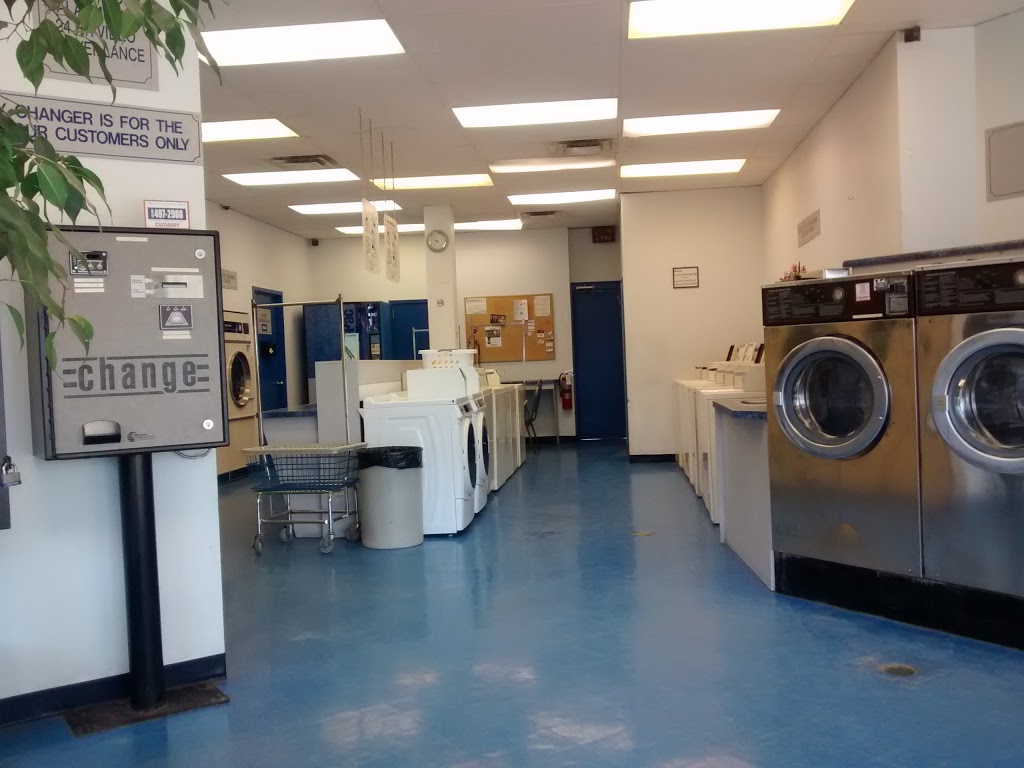 Slots Coin Laundry | 65 University Ave #14, Waterloo, ON N2J 2V9, Canada | Phone: (519) 577-6514