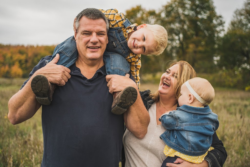 Jenna Vee Photography | 26 Bairstow Crescent, Georgetown, ON L7G 1L8, Canada | Phone: (905) 703-5026